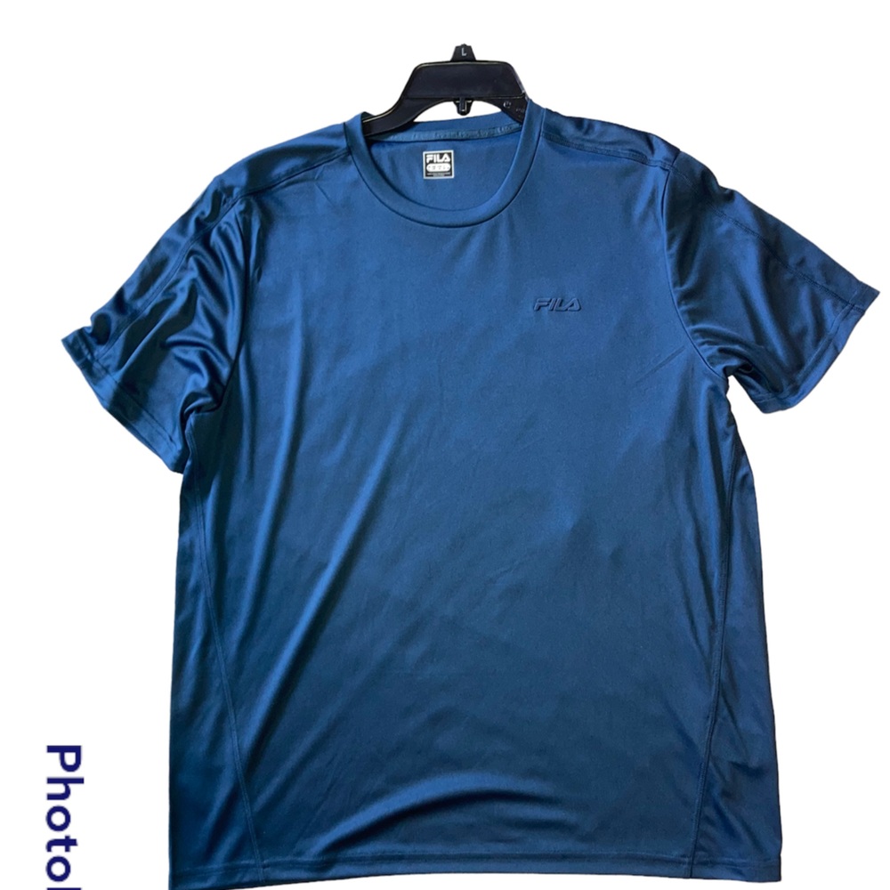 Fila Che Performance Mens Crew Neck Short Sleeve T-Shirt new with tags